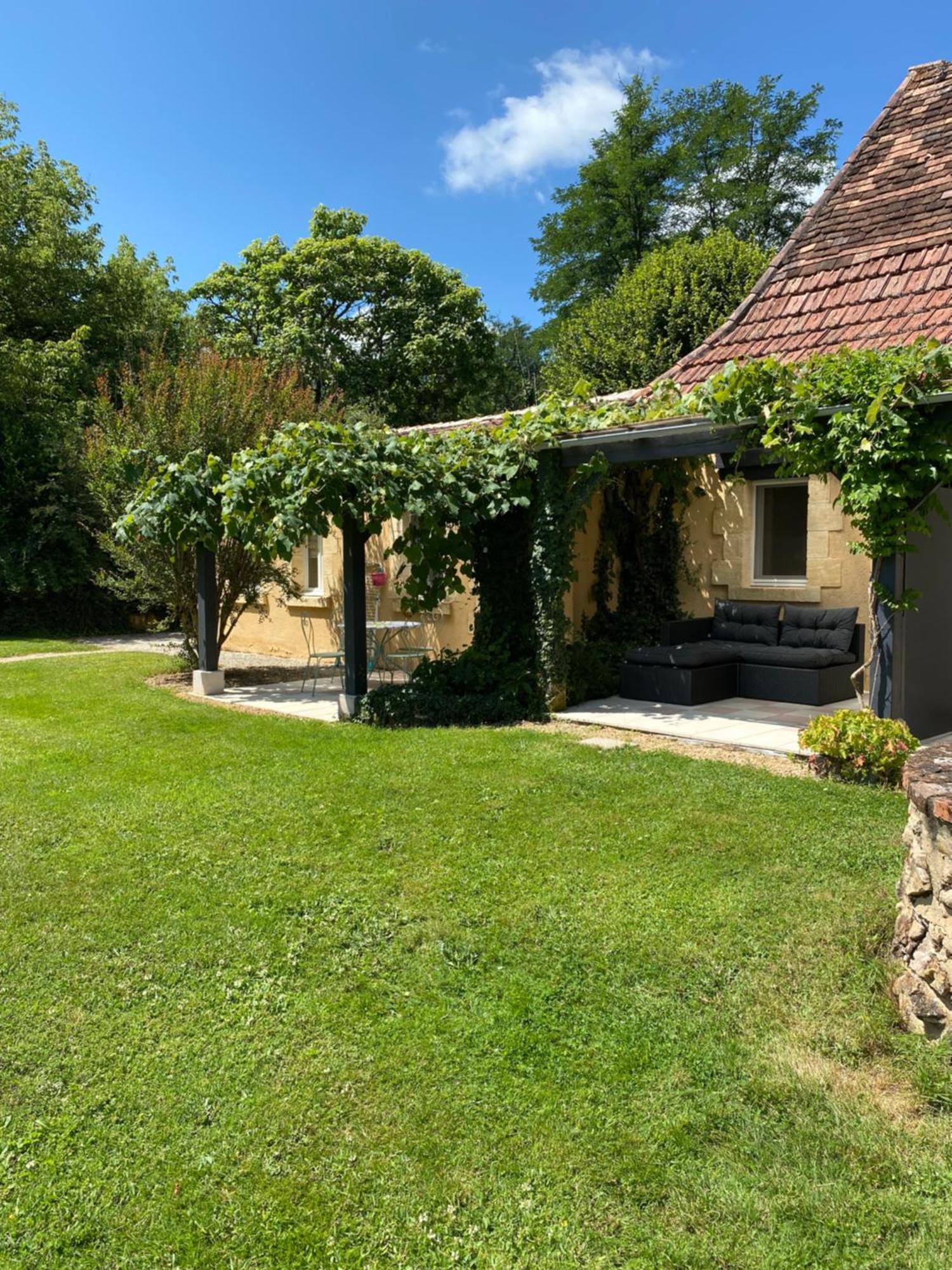 Les De La Joubertie Holiday home