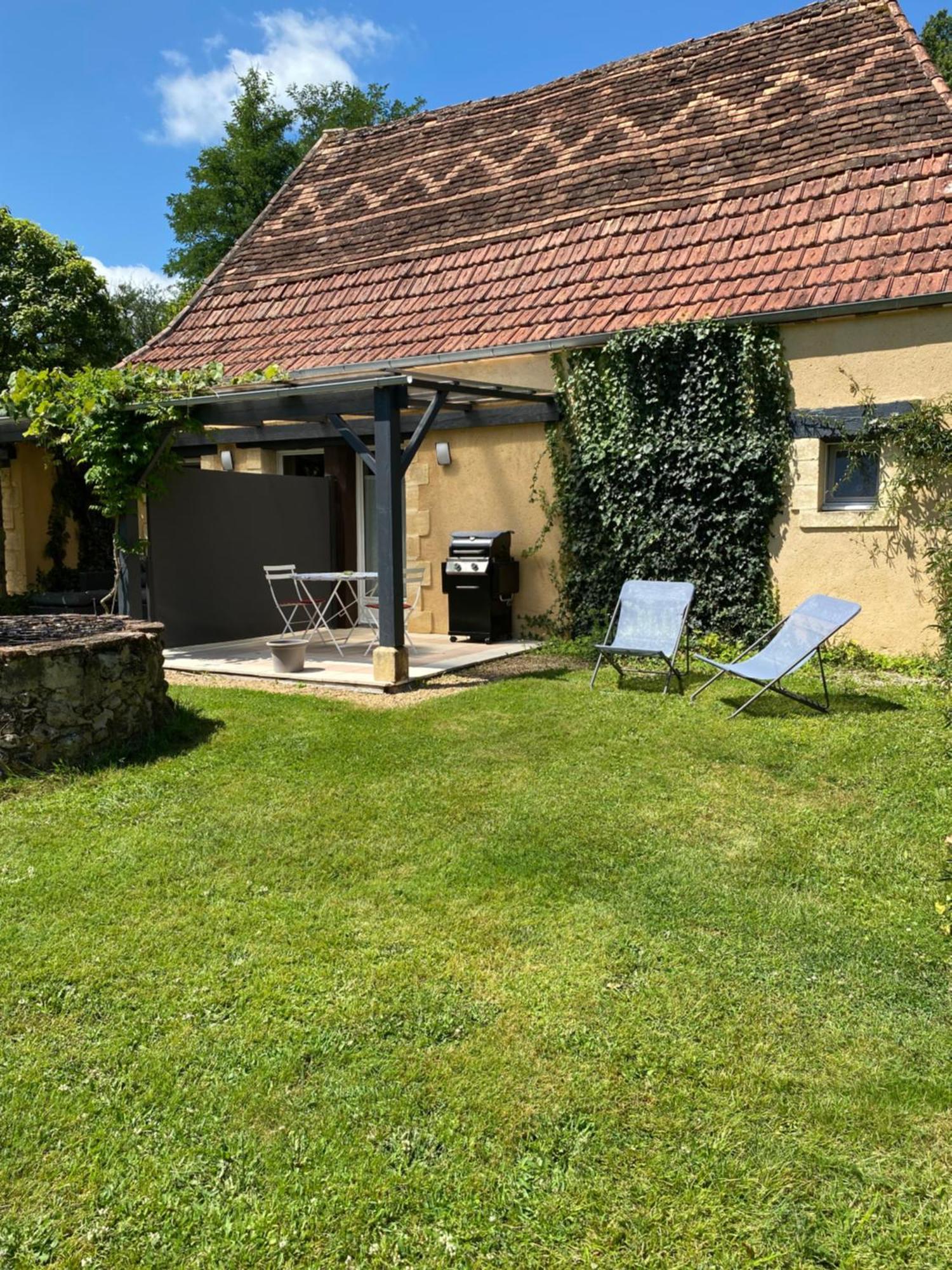 Holiday home Les De La Joubertie *